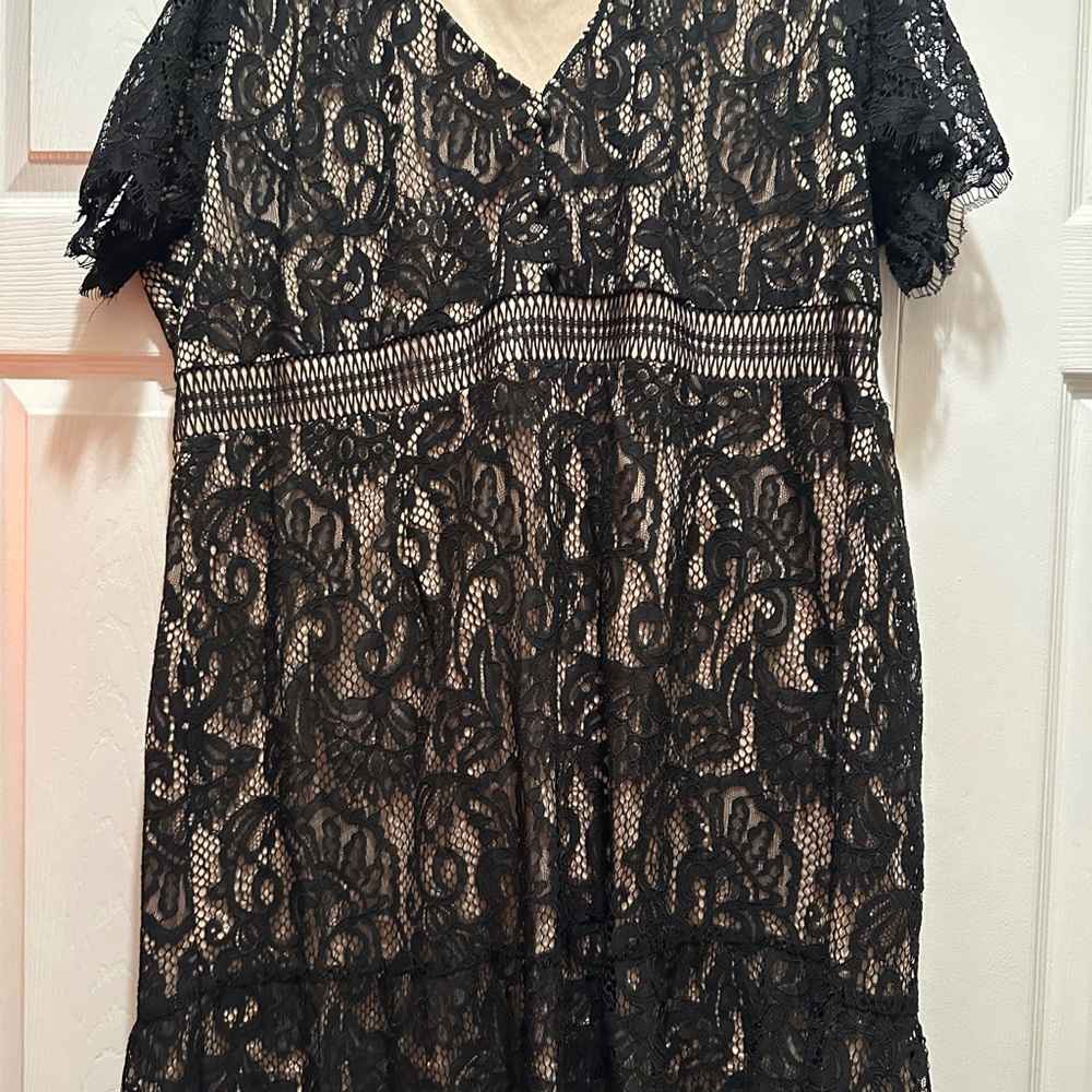 Elegant Black Lace Dress